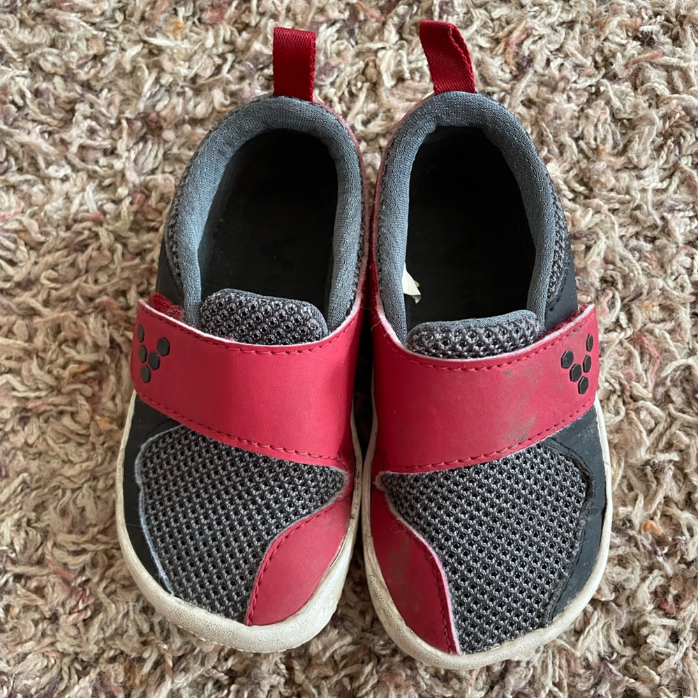 COPY - Vivobarefoot Primas Sport Toddler size 23